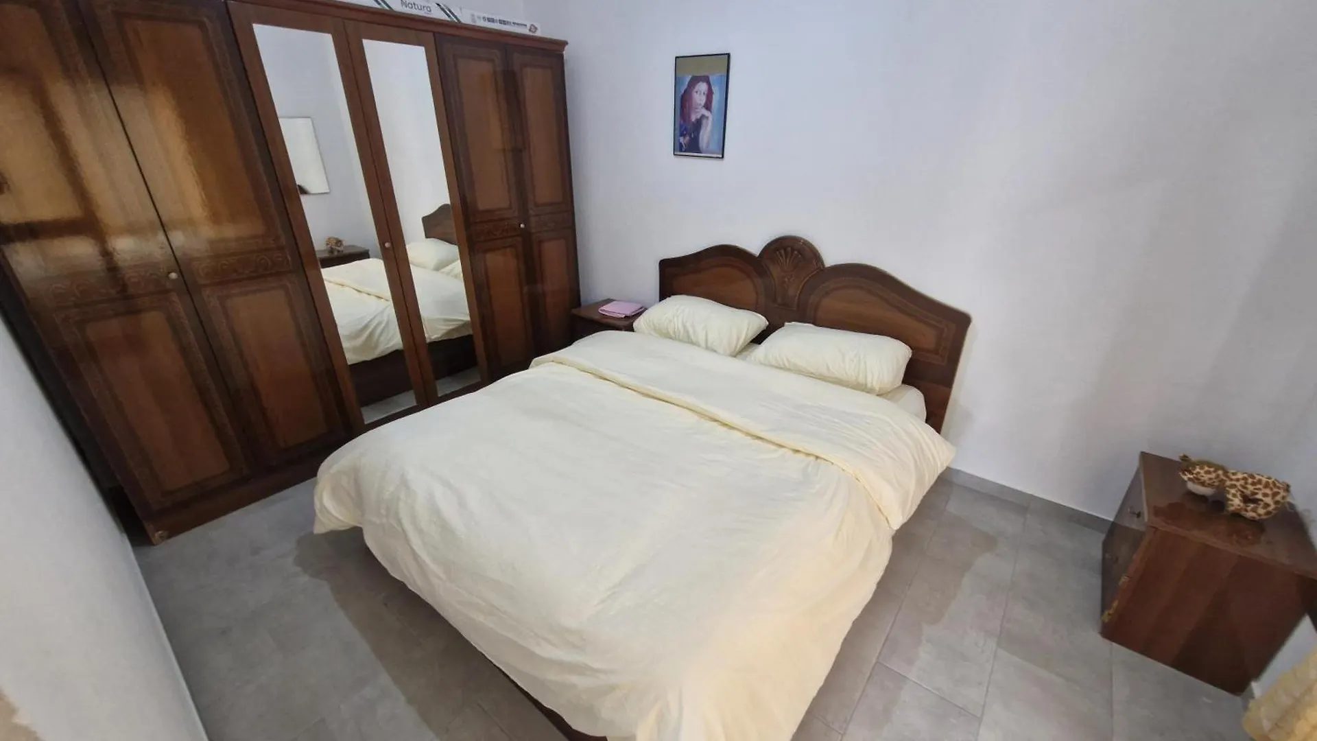 Daire Small House With Panoramic Lake View Tiran